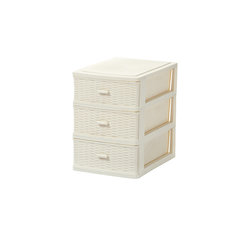 916093 Three layers